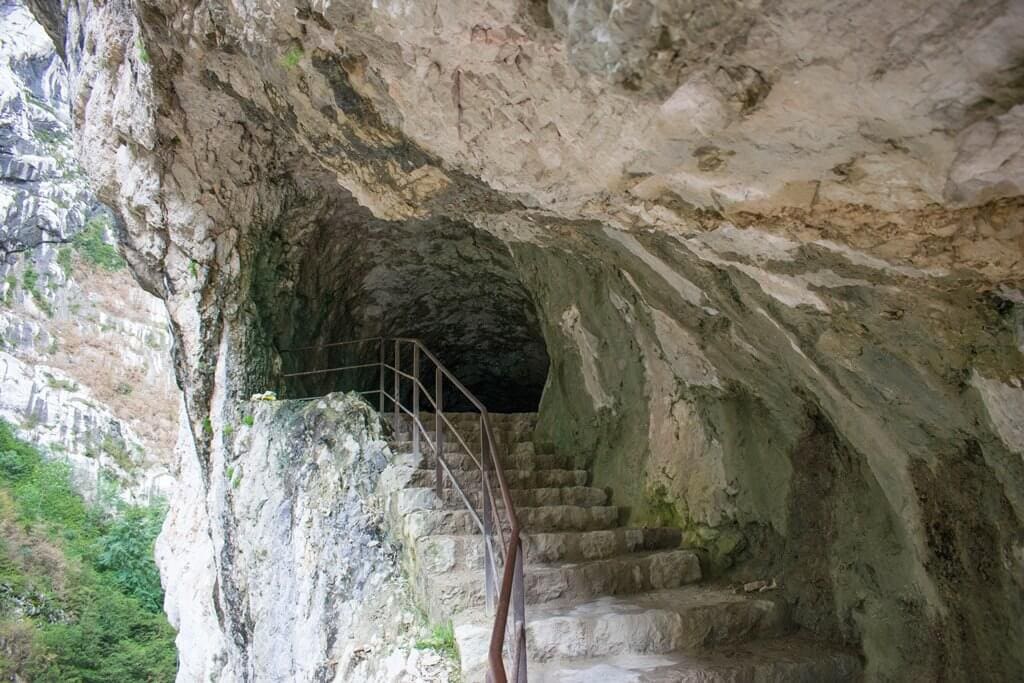 About to walk into the tunnel - Verdon Gorge